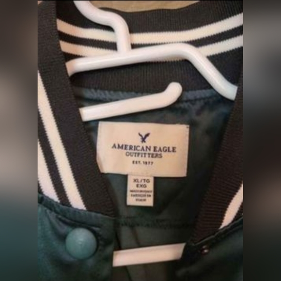 Vintage American Eagle Green Satin jacket with appliques - Picture 7 of 7